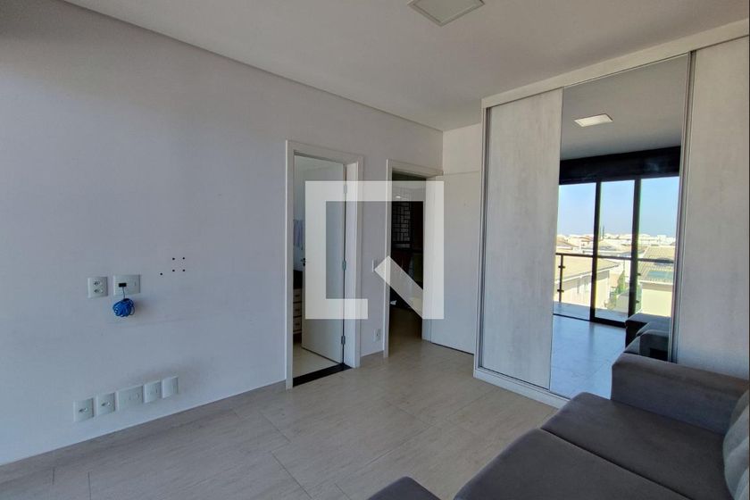Casa à Venda - Swiss Park, 4 Quartos,  520 m2 em , Campinas - sp | SoloBR