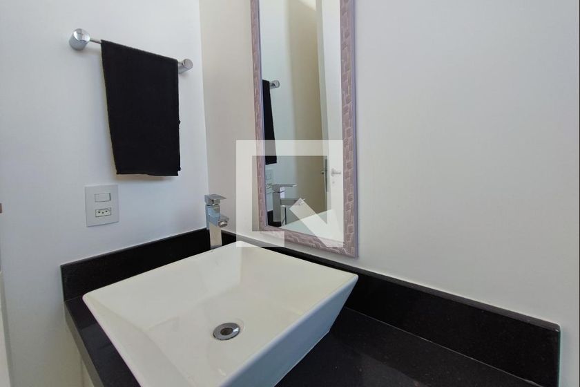 Casa à Venda - Swiss Park, 4 Quartos,  520 m2 em , Campinas - sp | SoloBR