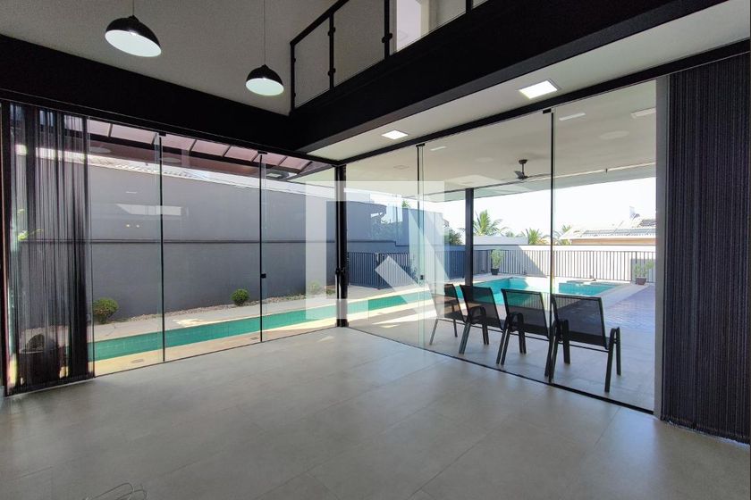 Casa à Venda - Swiss Park, 4 Quartos,  520 m2 em , Campinas - sp | SoloBR