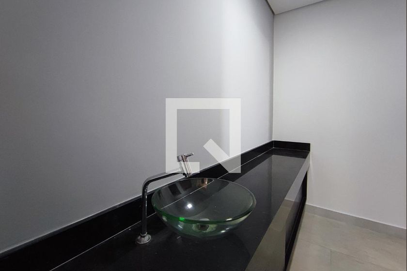 Casa à Venda - Swiss Park, 4 Quartos,  520 m2 em , Campinas - sp | SoloBR