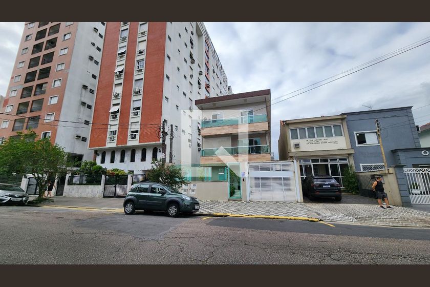 Condomínio em Rua Alexandre Herculano, 122,