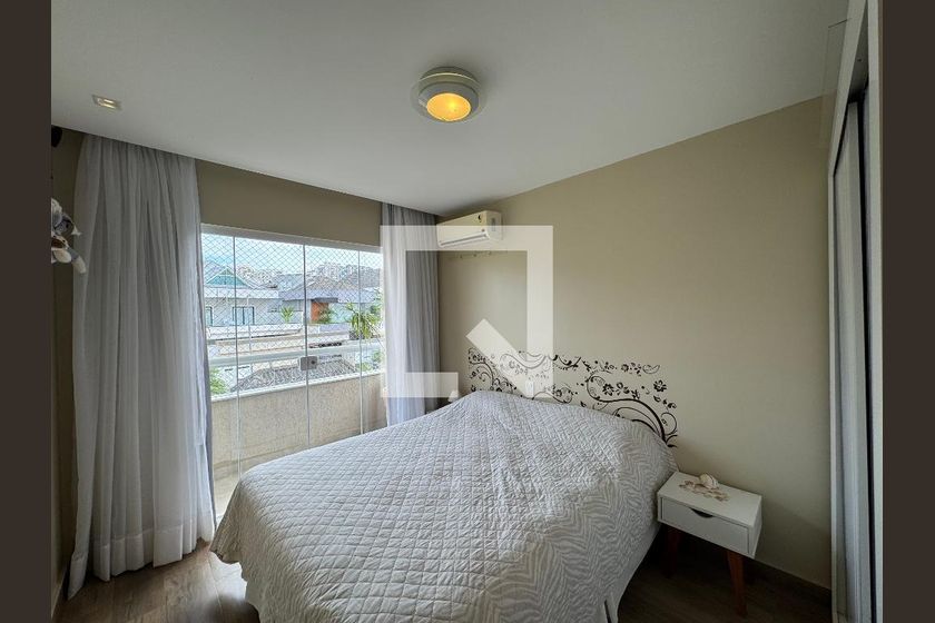 Casa, 4 quartos, 350 m² - Foto 39