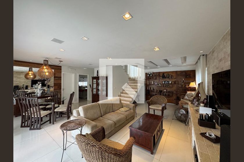 Casa, 4 quartos, 350 m² - Foto 1