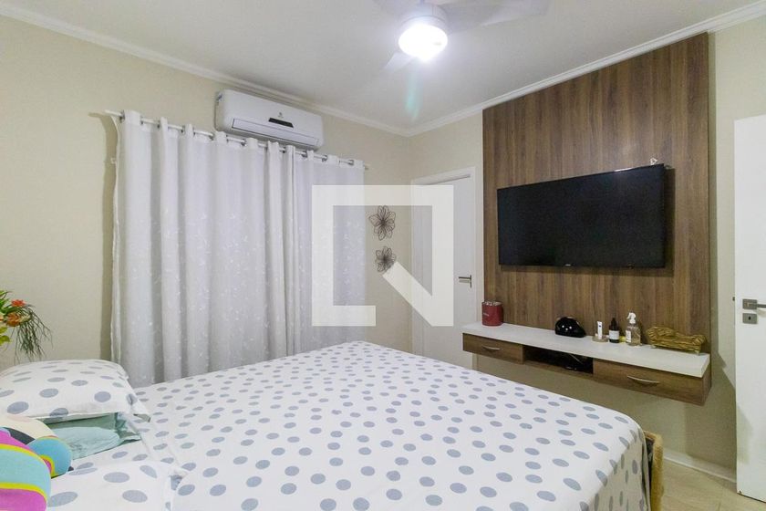 Casa à Venda - Jardim Planalto, 2 Quartos,  180 m2 em , Campinas - sp | SoloBR