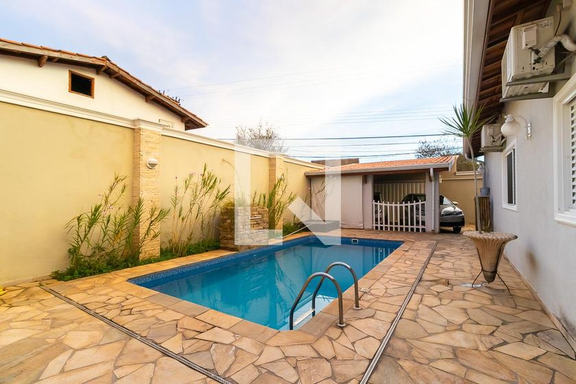 Casa à Venda - Jardim Planalto, 2 Quartos,  180 m2 em , Campinas - sp | SoloBR