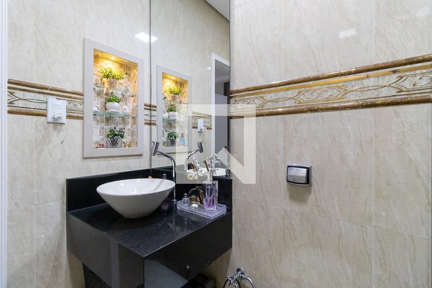 Casa à Venda - Jardim Planalto, 2 Quartos,  180 m2 em , Campinas - sp | SoloBR