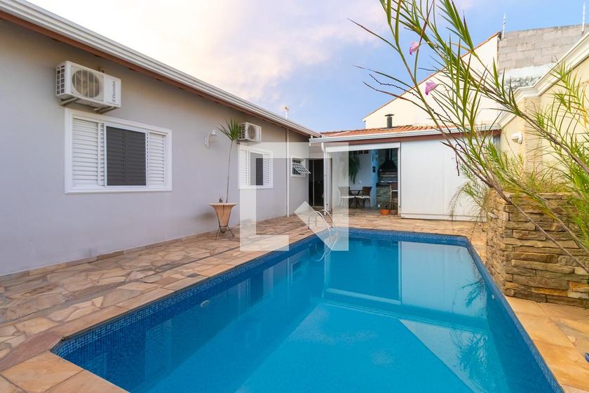 Casa à Venda - Jardim Planalto, 2 Quartos,  180 m2 em , Campinas - sp | SoloBR