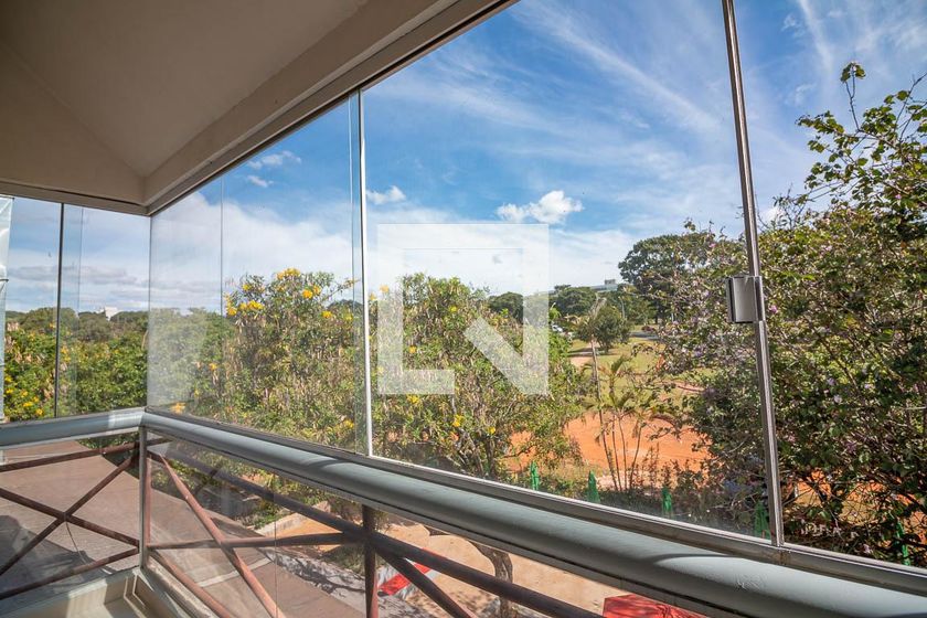 Studio with 1 bedroom for rent at Local Commerce North 207, Brasília for R$ 2,372.00