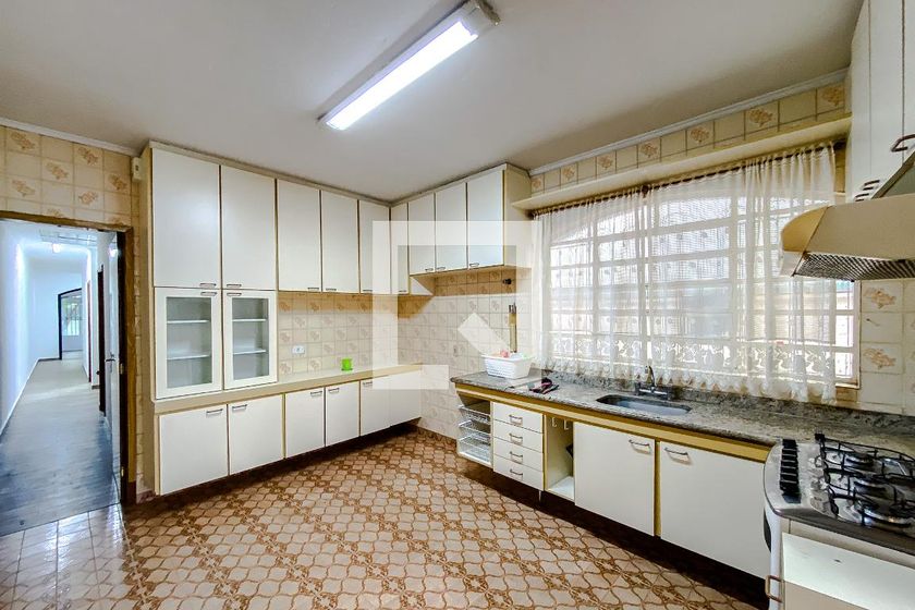 Casa, 3 quartos, 238 m² - Foto 24