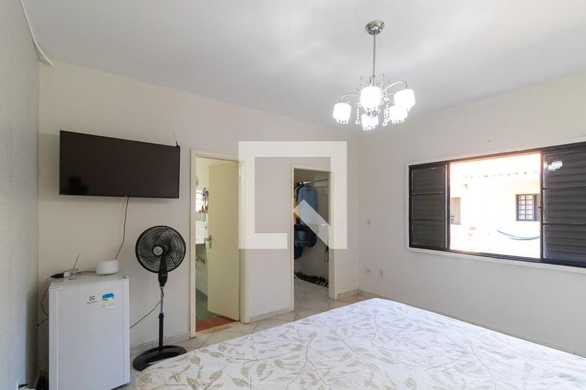 Casa à Venda - Fazenda Santa Cândida, 4 Quartos,  280 m2 em , Campinas - sp | SoloBR