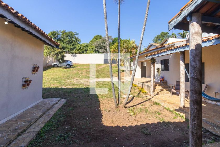 Casa à Venda - Fazenda Santa Cândida, 4 Quartos,  280 m2 em , Campinas - sp | SoloBR