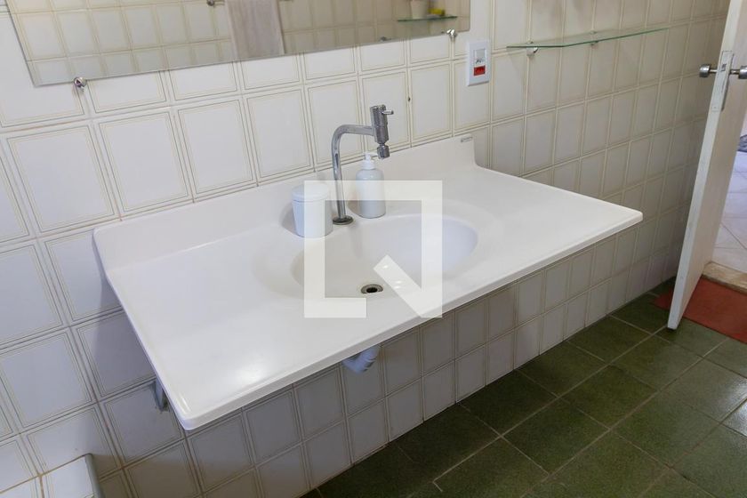 Casa à Venda - Fazenda Santa Cândida, 4 Quartos,  280 m2 em , Campinas - sp | SoloBR