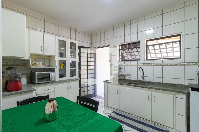 Casa à Venda - Fazenda Santa Cândida, 4 Quartos,  280 m2 em , Campinas - sp | SoloBR