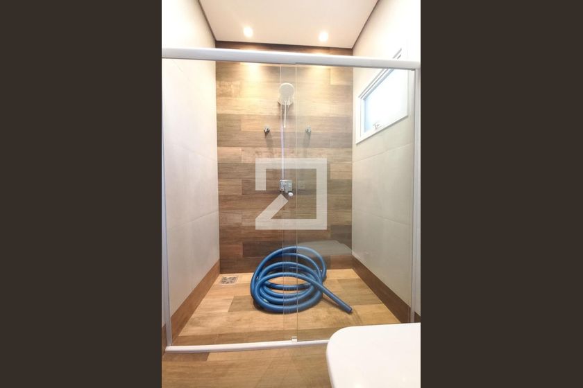 Casa à Venda - Swiss Park, 3 Quartos,  390 m2 em , Campinas - sp | SoloBR
