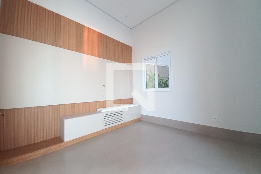 Casa à Venda - Swiss Park, 3 Quartos,  390 m2 em , Campinas - sp | SoloBR