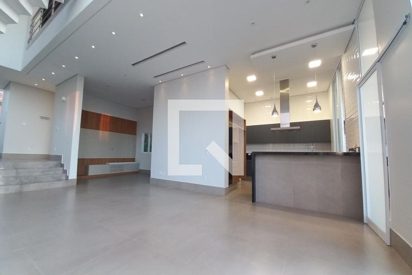 Casa à Venda - Swiss Park, 3 Quartos,  390 m2 em , Campinas - sp | SoloBR