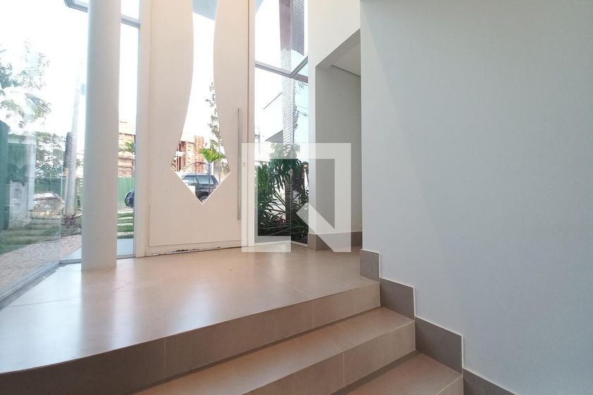 Casa à Venda - Swiss Park, 3 Quartos,  390 m2 em , Campinas - sp | SoloBR