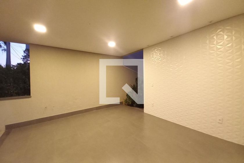 Casa à Venda - Swiss Park, 3 Quartos,  390 m2 em , Campinas - sp | SoloBR