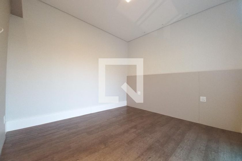 Casa à Venda - Swiss Park, 3 Quartos,  390 m2 em , Campinas - sp | SoloBR