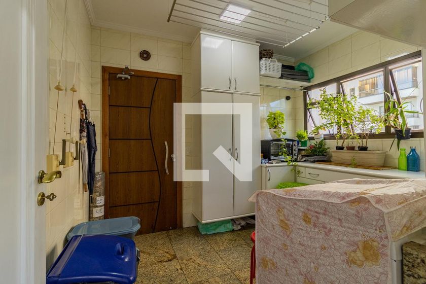 Apartamento, 3 quartos, 250 m² - Foto 149