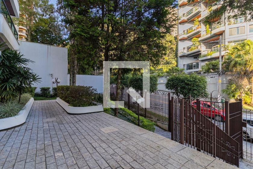 Apartamento, 3 quartos, 250 m² - Foto 183