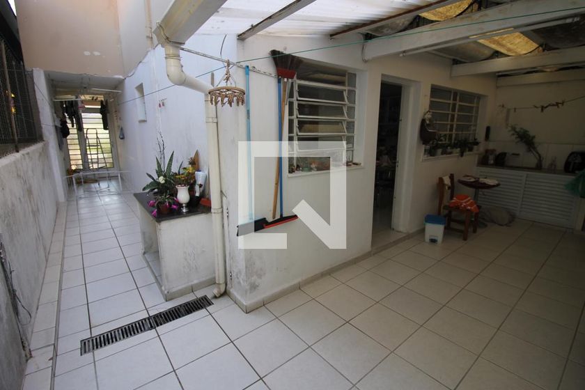 Casa, 3 quartos, 240 m² - Foto 39