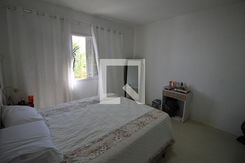 Casa, 3 quartos, 240 m² - Foto 19