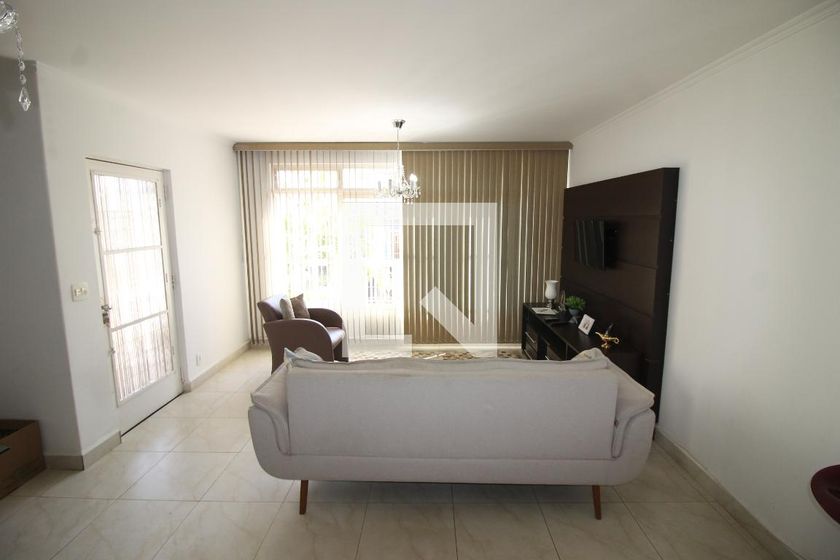 Casa, 3 quartos, 240 m² - Foto 4