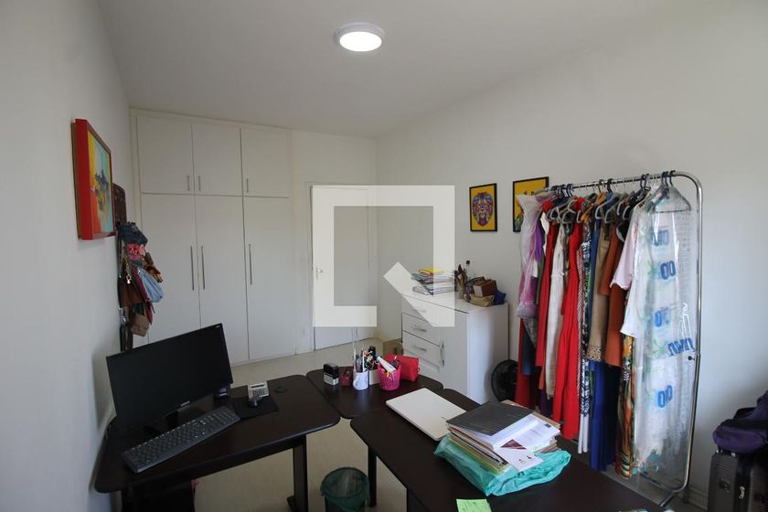 Casa, 3 quartos, 240 m² - Foto 13