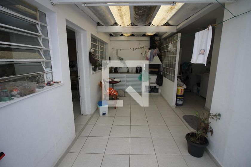 Casa, 3 quartos, 240 m² - Foto 40