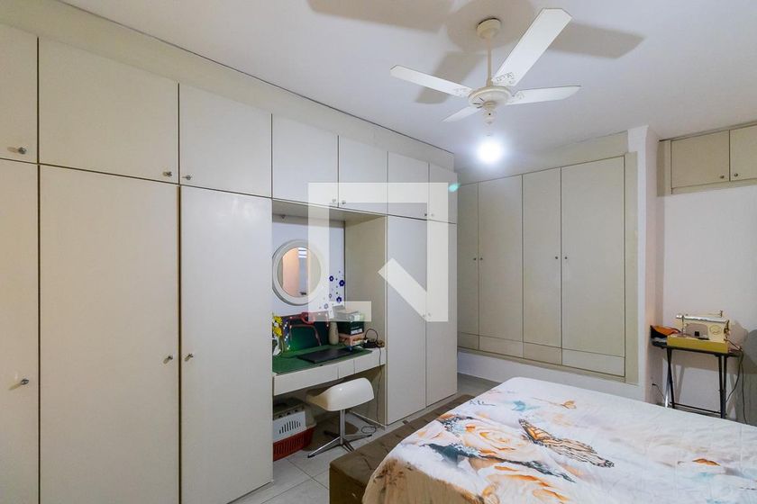 Casa à Venda - Jardim Flamboyant, 5 Quartos,  256 m2 em , Campinas - sp | SoloBR