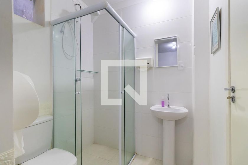 Casa à Venda - Jardim Flamboyant, 5 Quartos,  256 m2 em , Campinas - sp | SoloBR