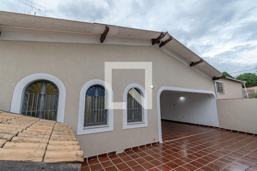 Casa à Venda - Jardim Planalto, 2 Quartos,  235 m2 em , Campinas - sp | SoloBR
