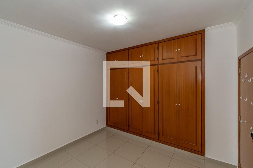 Casa à Venda - Jardim Planalto, 2 Quartos,  235 m2 em , Campinas - sp | SoloBR