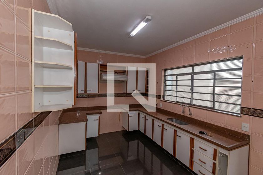 Casa à Venda - Jardim Planalto, 2 Quartos,  235 m2 em , Campinas - sp | SoloBR