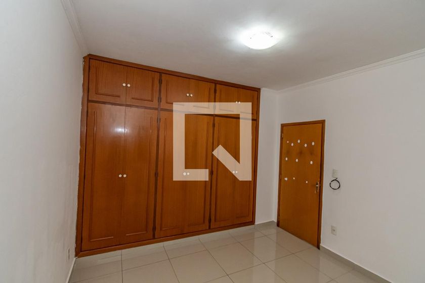 Casa à Venda - Jardim Planalto, 2 Quartos,  235 m2 em , Campinas - sp | SoloBR