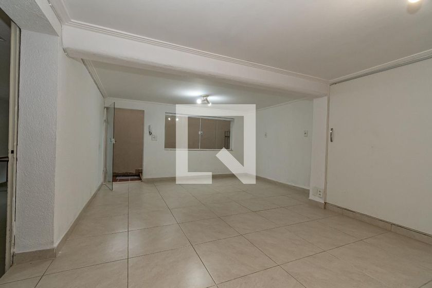 Casa à Venda - Jardim Planalto, 2 Quartos,  235 m2 em , Campinas - sp | SoloBR