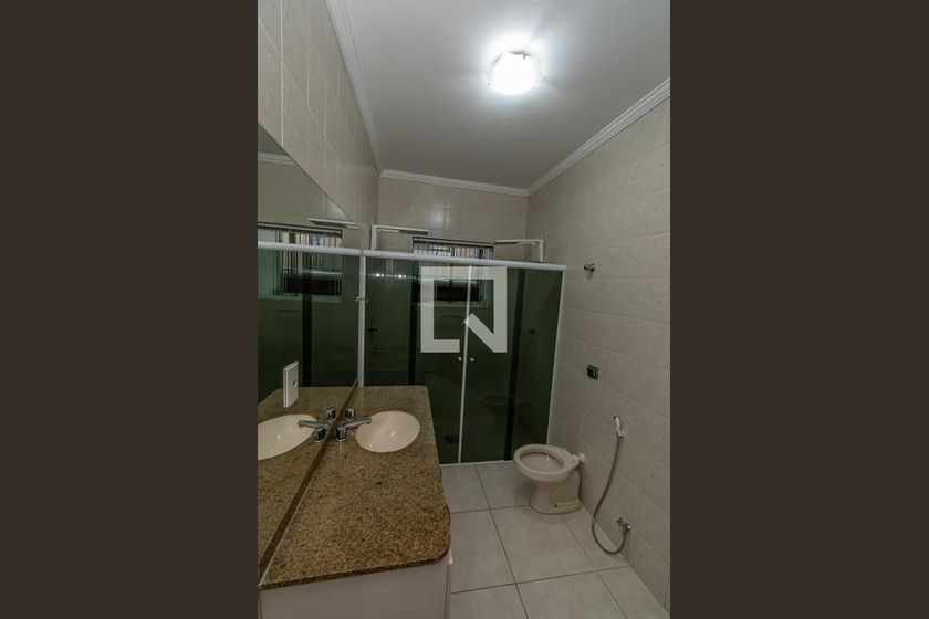 Casa à Venda - Jardim Planalto, 2 Quartos,  235 m2 em , Campinas - sp | SoloBR