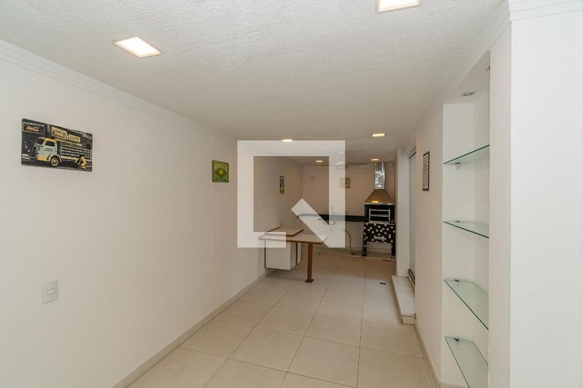 Casa à Venda - Jardim Planalto, 2 Quartos,  235 m2 em , Campinas - sp | SoloBR
