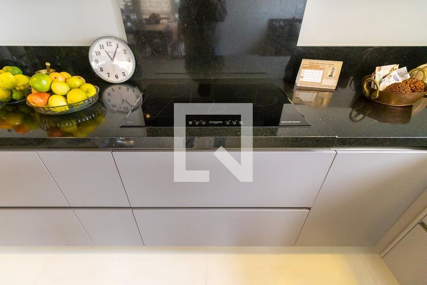 Apartamento à Venda - Mansões Santo Antônio, 4 Quartos,  181 m2 em , Campinas - sp | SoloBR