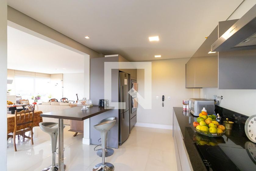 Apartamento à Venda - Mansões Santo Antônio, 4 Quartos,  181 m2 em , Campinas - sp | SoloBR