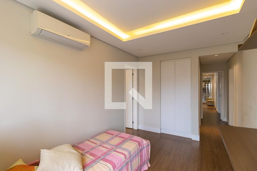 Apartamento à Venda - Mansões Santo Antônio, 4 Quartos,  181 m2 em , Campinas - sp | SoloBR