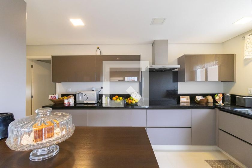Apartamento à Venda - Mansões Santo Antônio, 4 Quartos,  181 m2 em , Campinas - sp | SoloBR