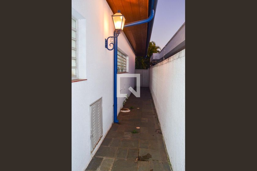 Casa à Venda - Jardim Chapadão, 3 Quartos,  280 m2 em , Campinas - sp | SoloBR