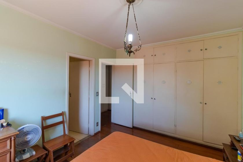 Casa à Venda - Taquaral, 5 Quartos,  320 m2 em , Campinas - sp | SoloBR