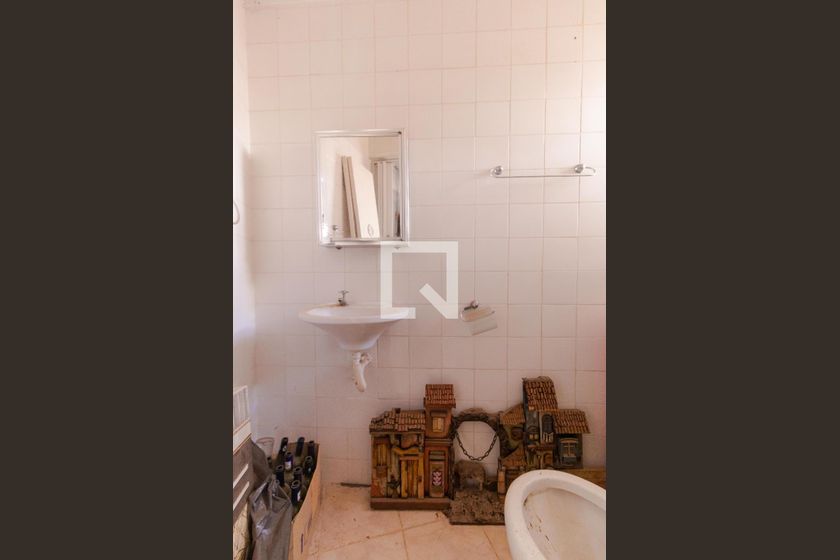Casa à Venda - Taquaral, 5 Quartos,  320 m2 em , Campinas - sp | SoloBR