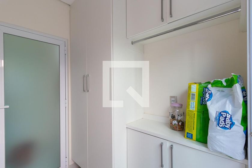 Casa à Venda - Lot. Alphaville Campinas , 3 Quartos,  200 m2 em , Campinas - sp | SoloBR