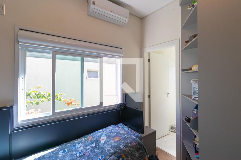 Casa à Venda - Lot. Alphaville Campinas , 3 Quartos,  200 m2 em , Campinas - sp | SoloBR