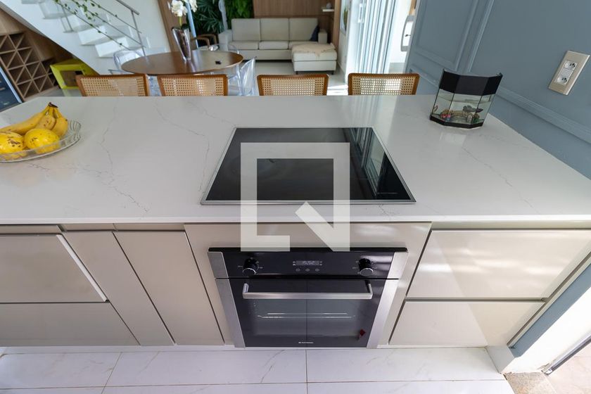 Casa à Venda - Lot. Alphaville Campinas , 3 Quartos,  200 m2 em , Campinas - sp | SoloBR