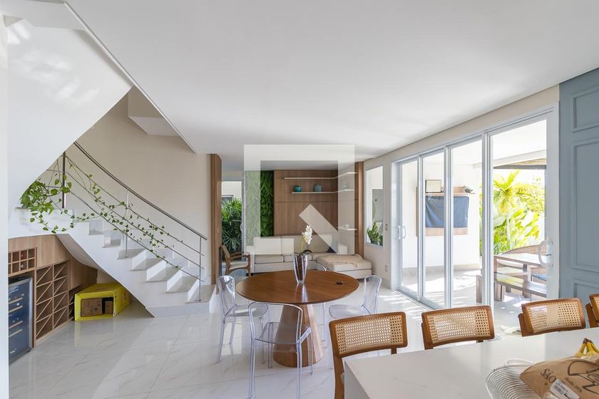 Casa à Venda - Lot. Alphaville Campinas , 3 Quartos,  200 m2 em , Campinas - sp | SoloBR
